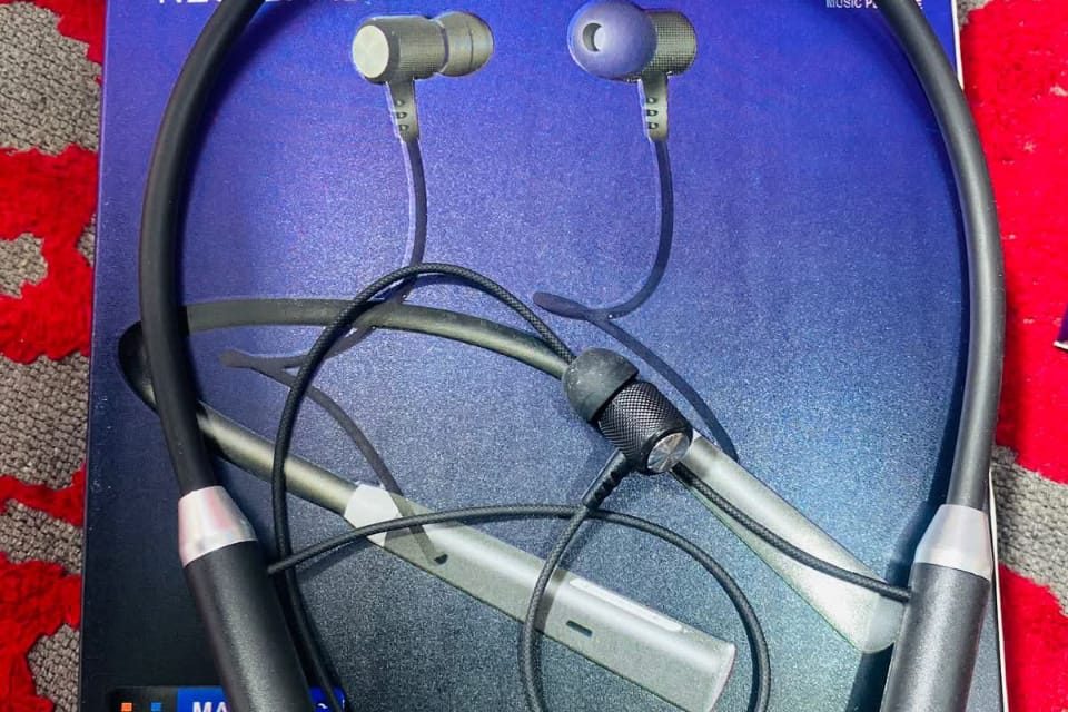 𝑼𝒏𝒊𝒗𝒆𝒓𝒔𝒂𝒍 𝑵𝒆𝒄𝒌𝒃𝒂𝒏𝒅 – 𝑾𝒊𝒓𝒆𝒍𝒆𝒔𝒔 𝑩𝒍𝒖𝒆𝒕𝒐𝒐𝒕𝒉 𝑬𝒂𝒓𝒑𝒉𝒐𝒏𝒆𝒔 | 𝑳𝒐𝒏𝒈 𝑩𝒂𝒕𝒕𝒆𝒓𝒚 𝑩𝒂𝒄𝒌𝒖𝒑 | 𝑹𝒂𝒏𝒅𝒐𝒎 𝑪𝒐𝒍𝒐𝒓